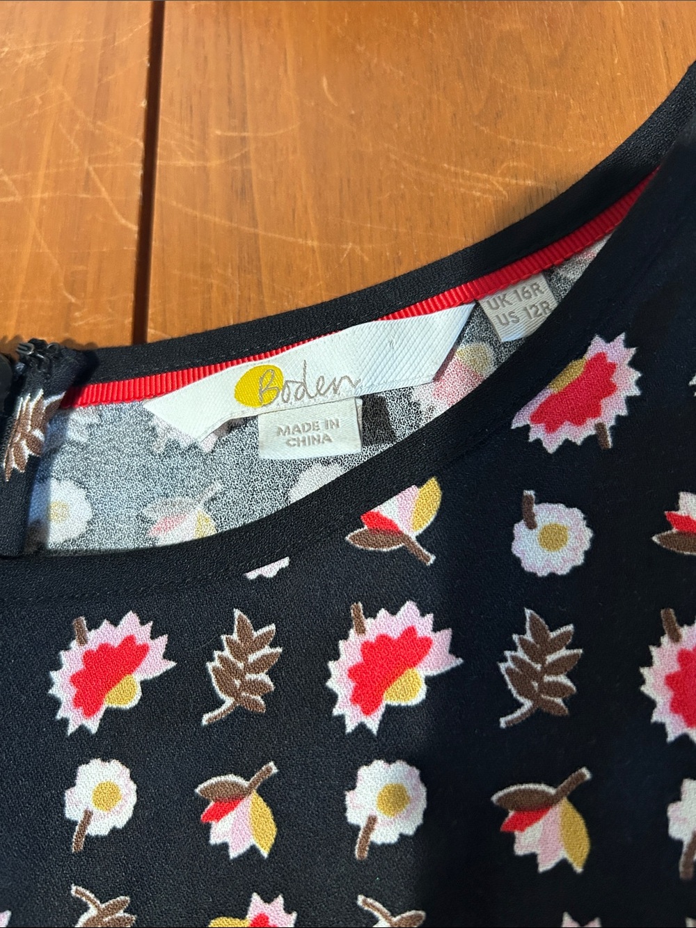 Boden Luna Shift Dress - Picture 3 of 6